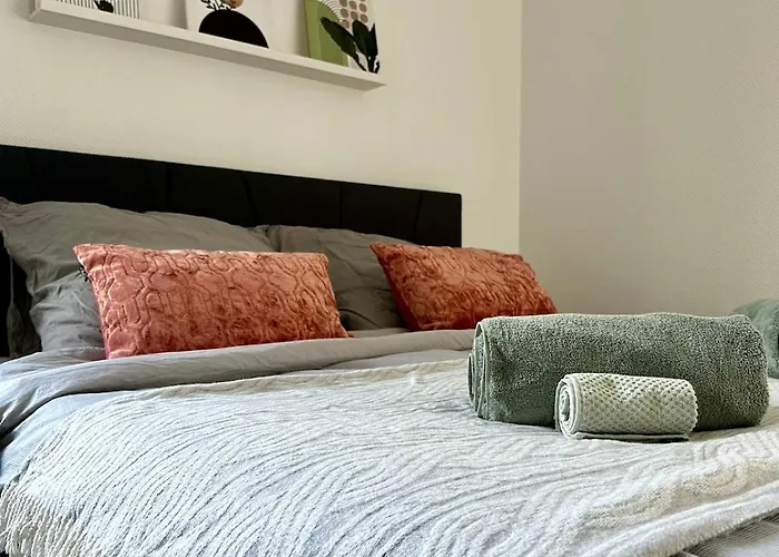 Familien Inkl Spielecke Naehe Pullman Westernstadt アパート ハッセルフェルデ